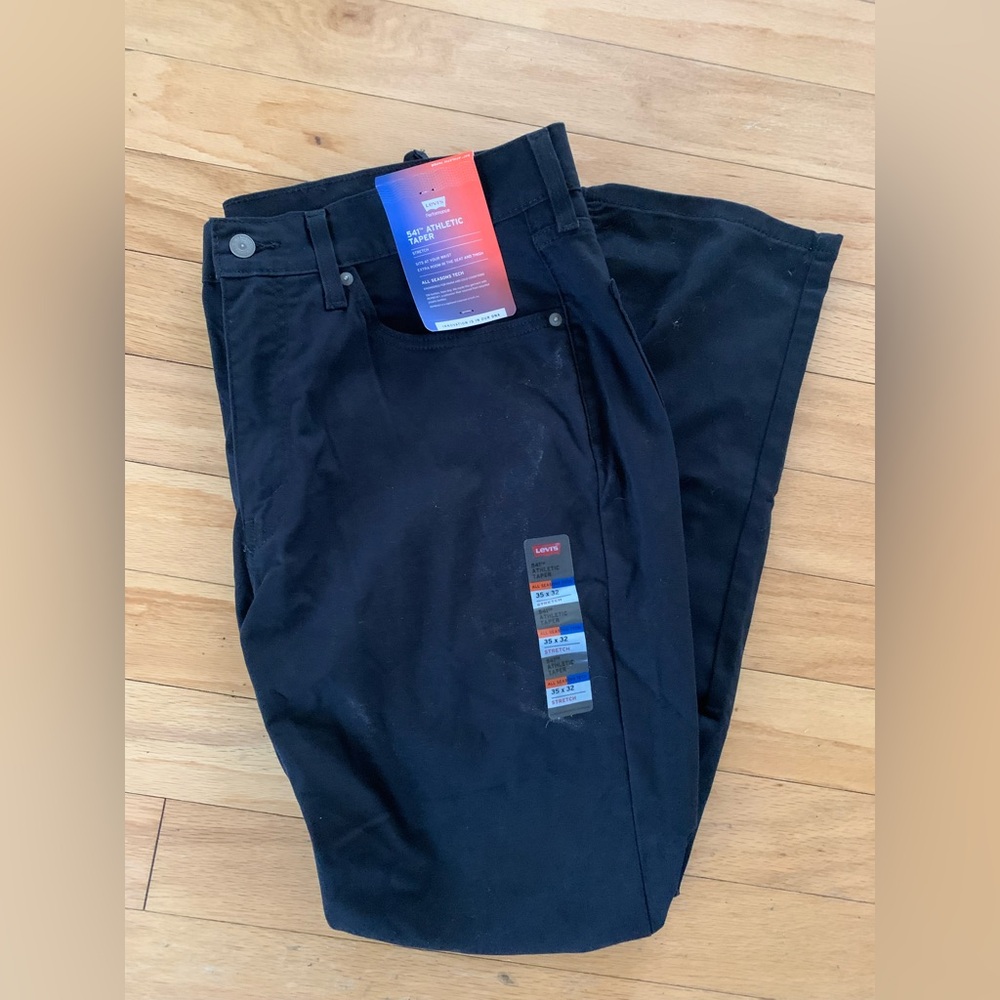Levi’s 541 twill black pants
